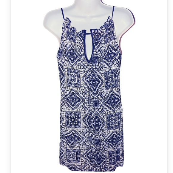 Halter mini dress - Picture 7 of 10